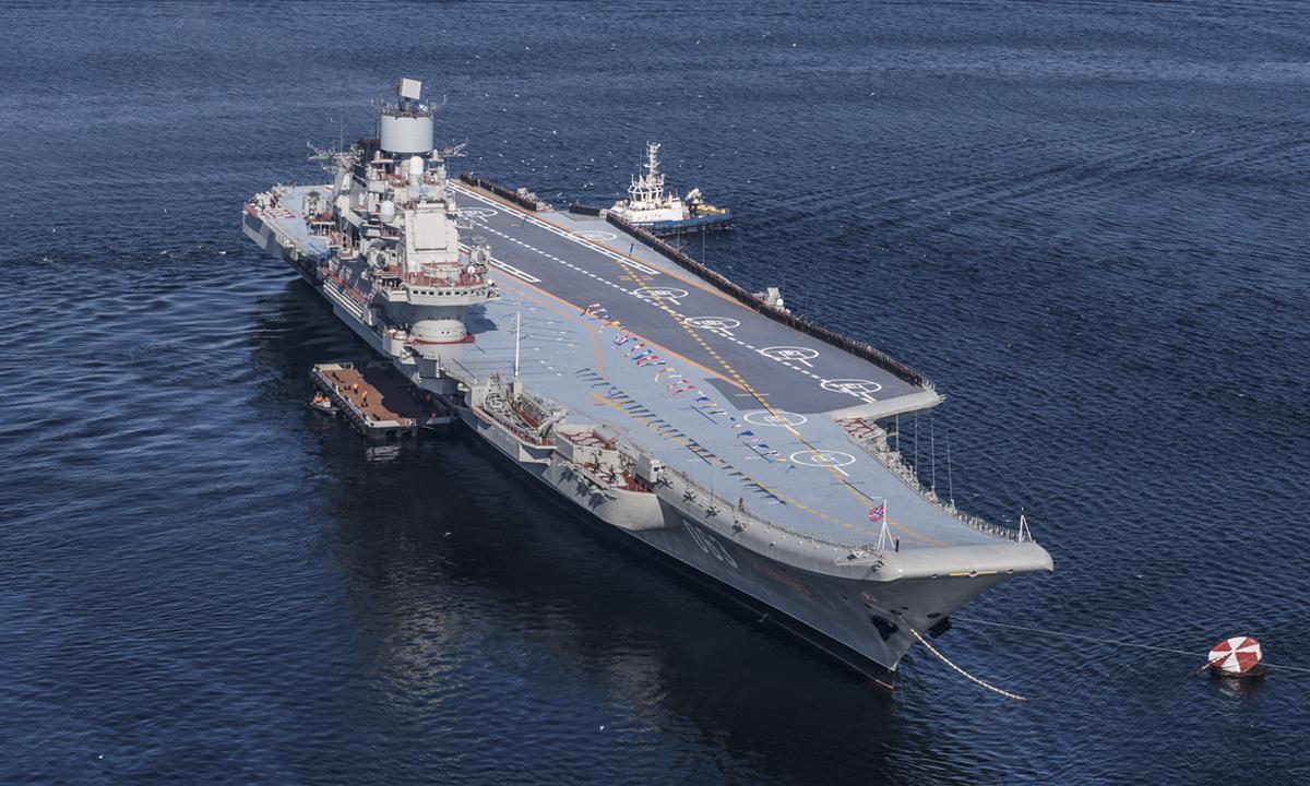 Rusijos laivyno katastrofa: vienintelis Rusijos lėktuvnešis ruošiamas utilizuoti