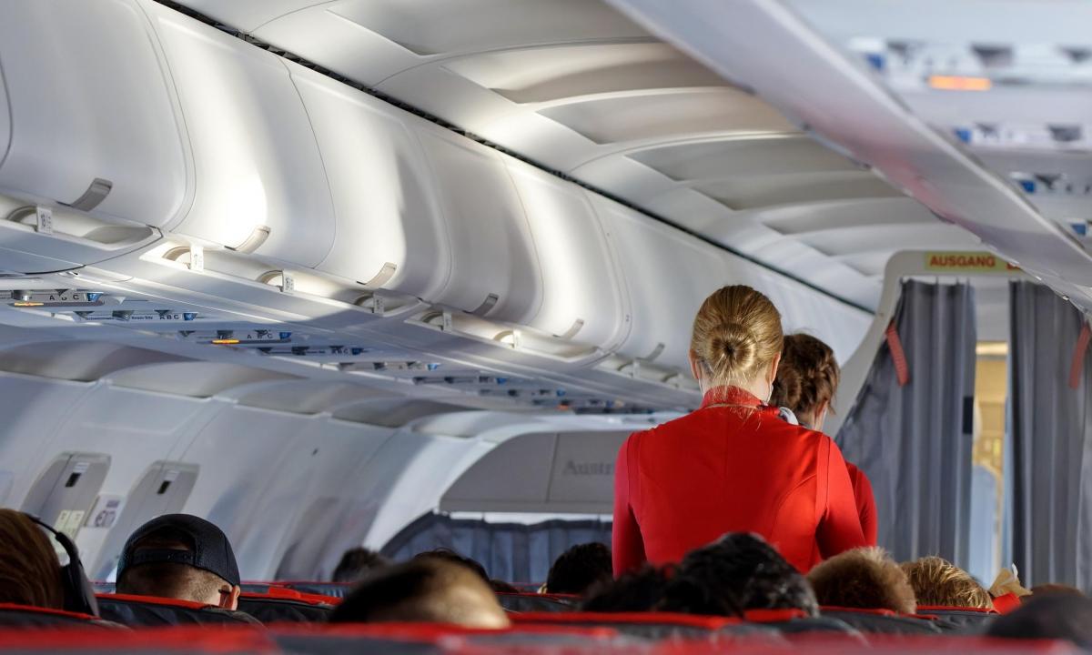 Ką reiškia „Angelas“ ir „Kodas 300“? Slaptas stiuardesių kodas