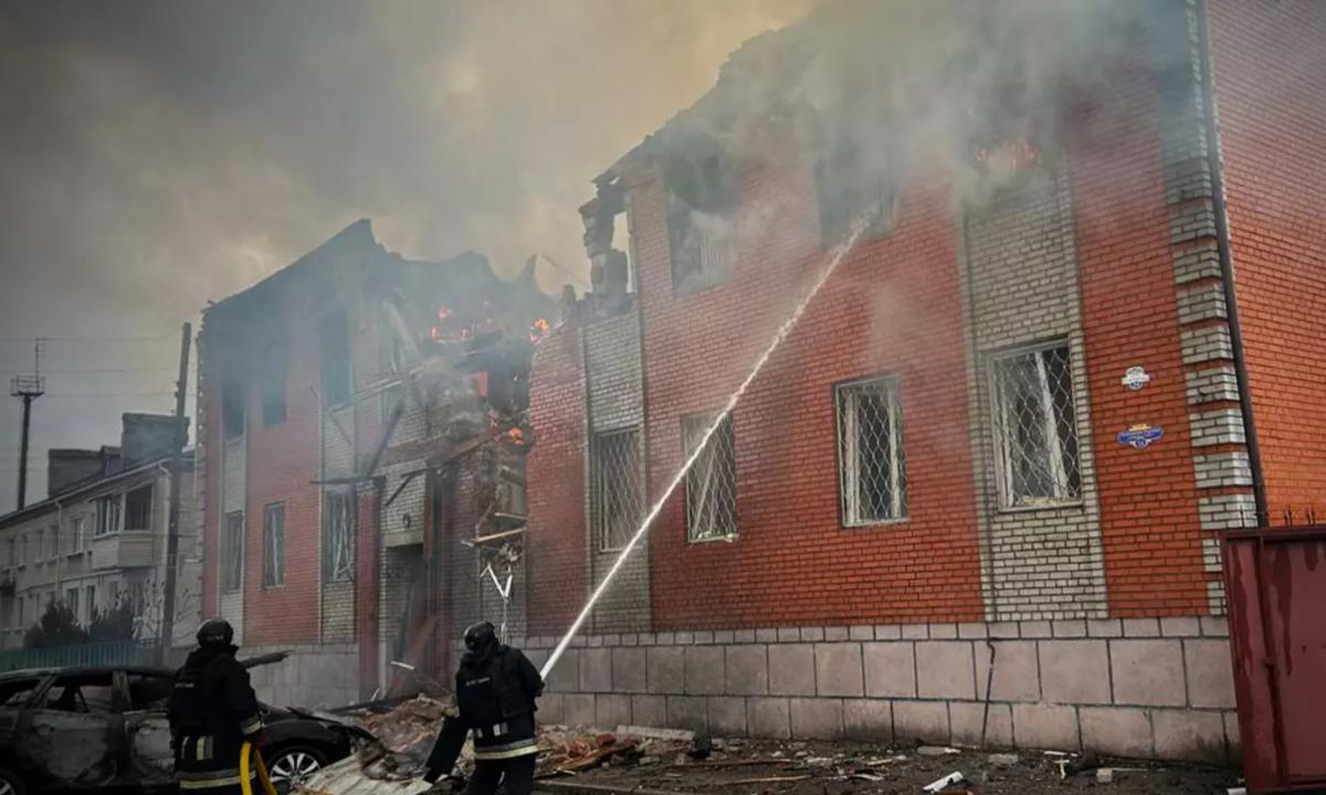 Prasiskolinę, studentai, neįgalieji ir benamiai – atvyksta nauja rusų karių pamaina