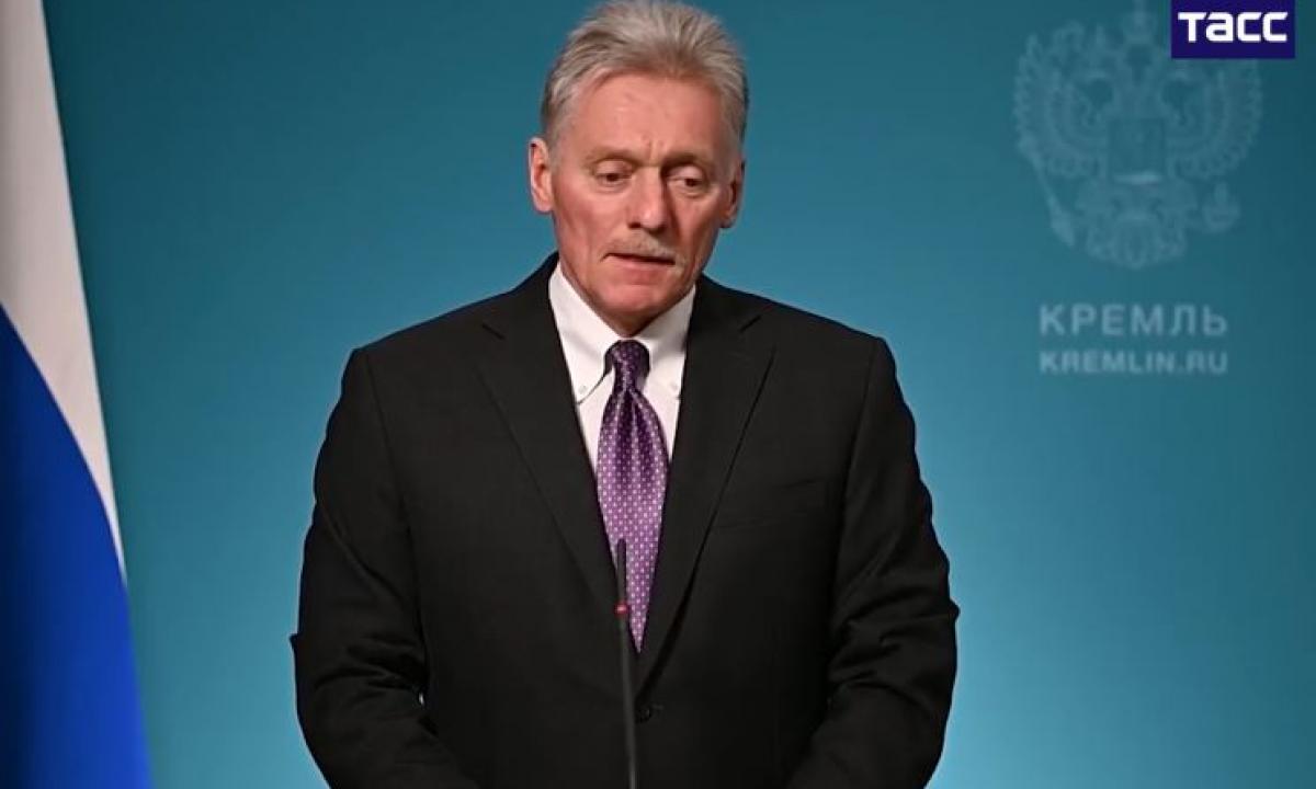 Kremlius triumfuoja: Peskovas prabilo apie „nuleidžiamus ginklus“ ir netikėtą Maskvos palaiminimą