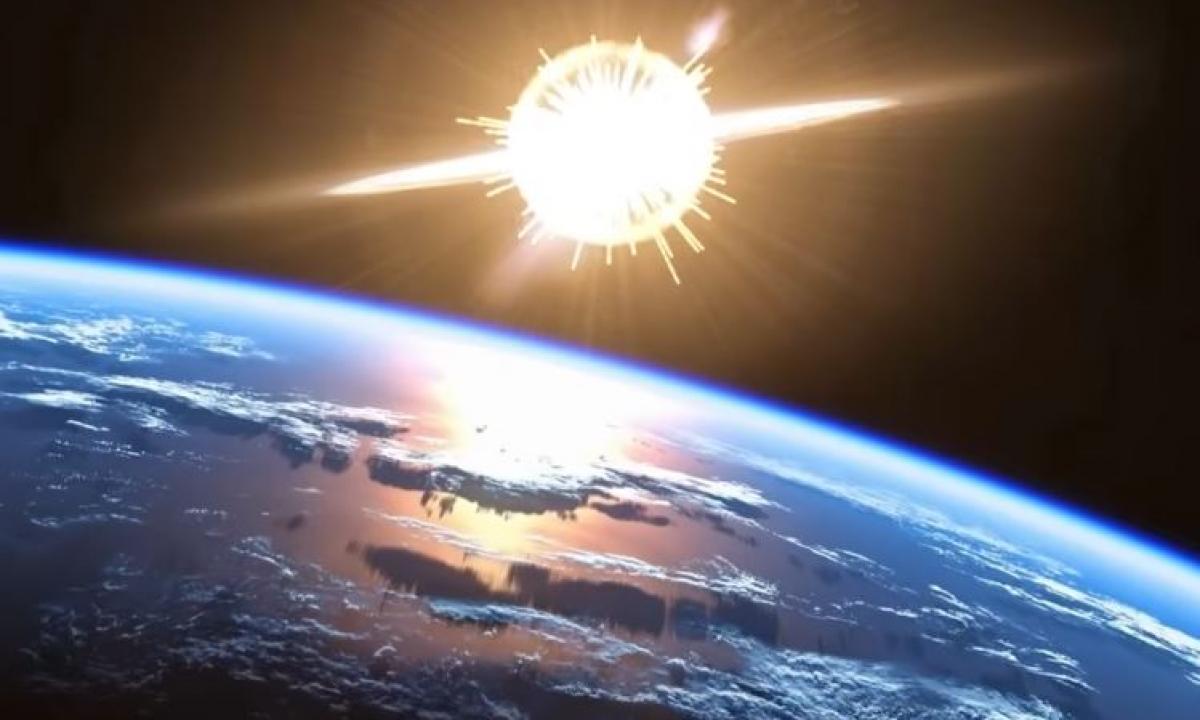 Saulė vidurnaktį: 400 km aukštyje  sprogo branduolinė bomba (Video)