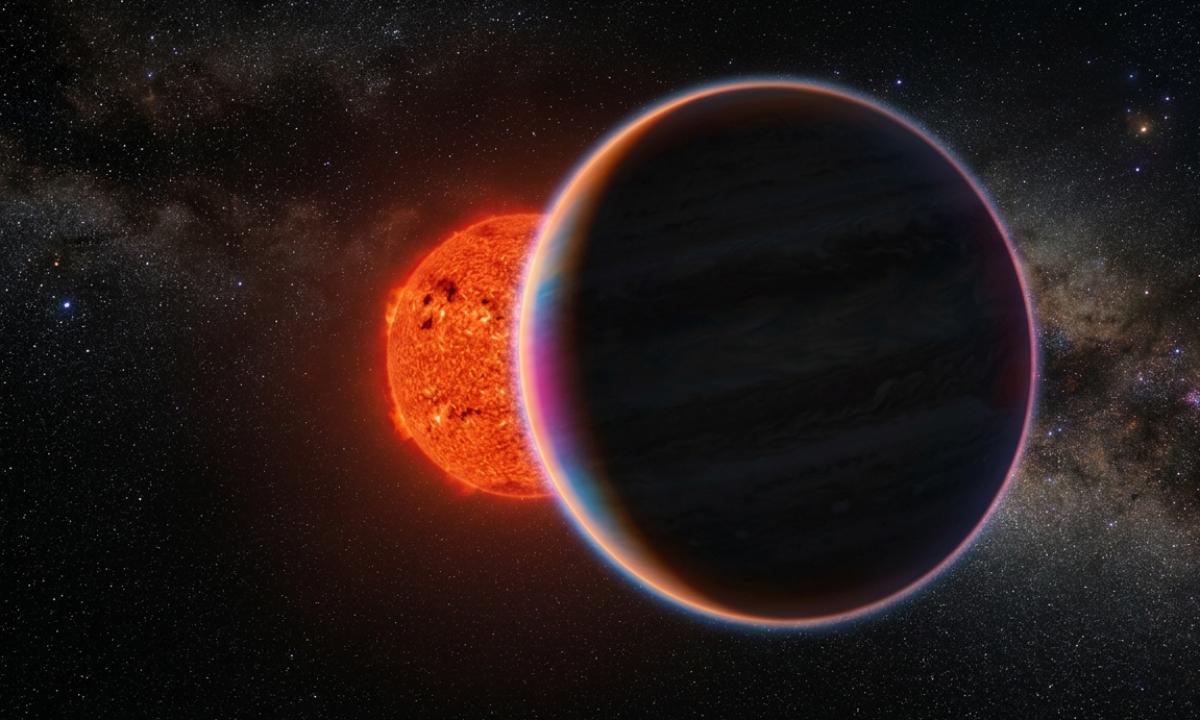 Kosminė paslaptis, kurios neturėtų būti: Webbo teleskopas pastebėjo „neįmanomą“ planetą