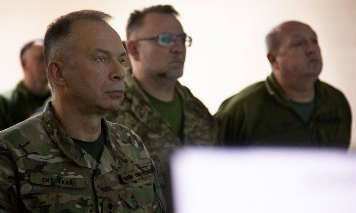 „Vyriausiojo vado pareigybė nereikalinga.“ Ukrainoje audra