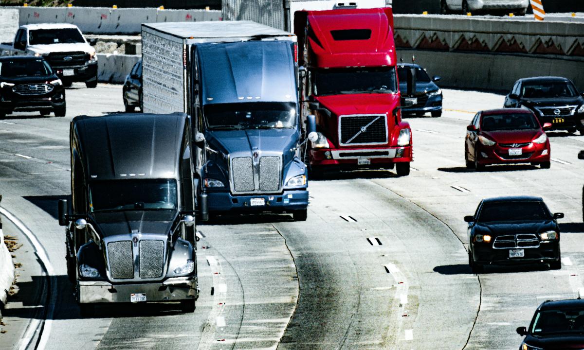Ne vandenilis ir ne elektra. Kinai atsako, kas pakeis dyzeliną