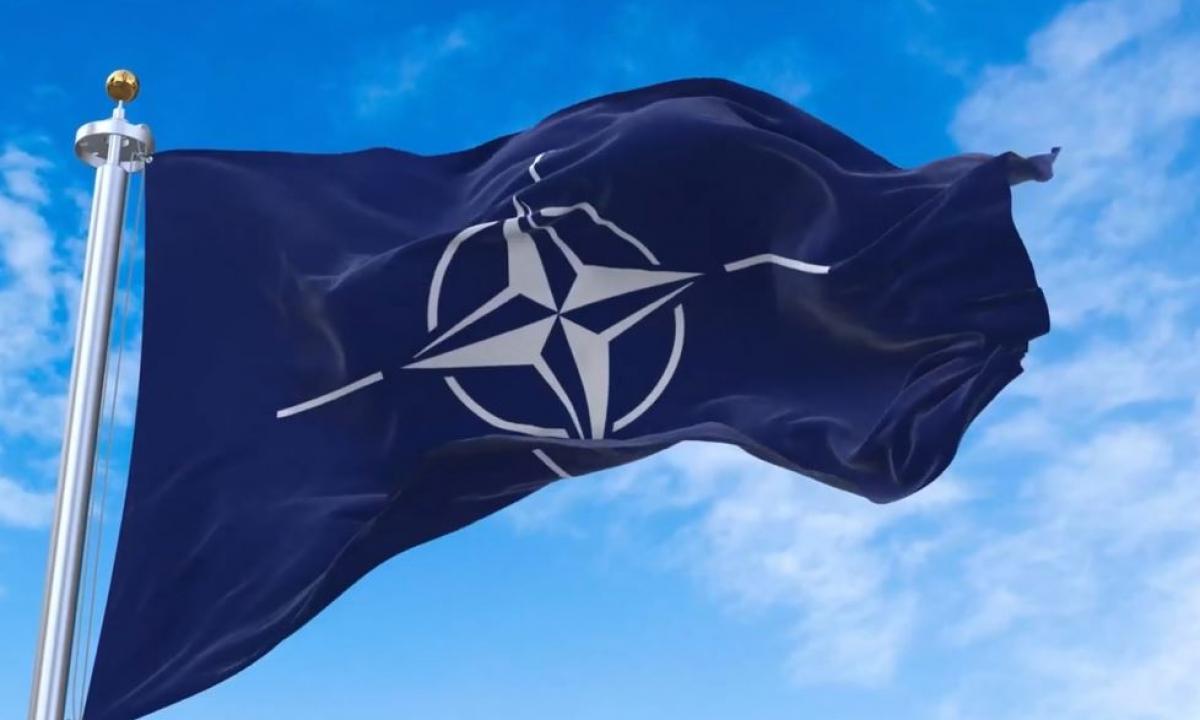 Skandalas Europoje: šalis meta iššūkį NATO – ruošiamas referendumas dėl pasitraukimo