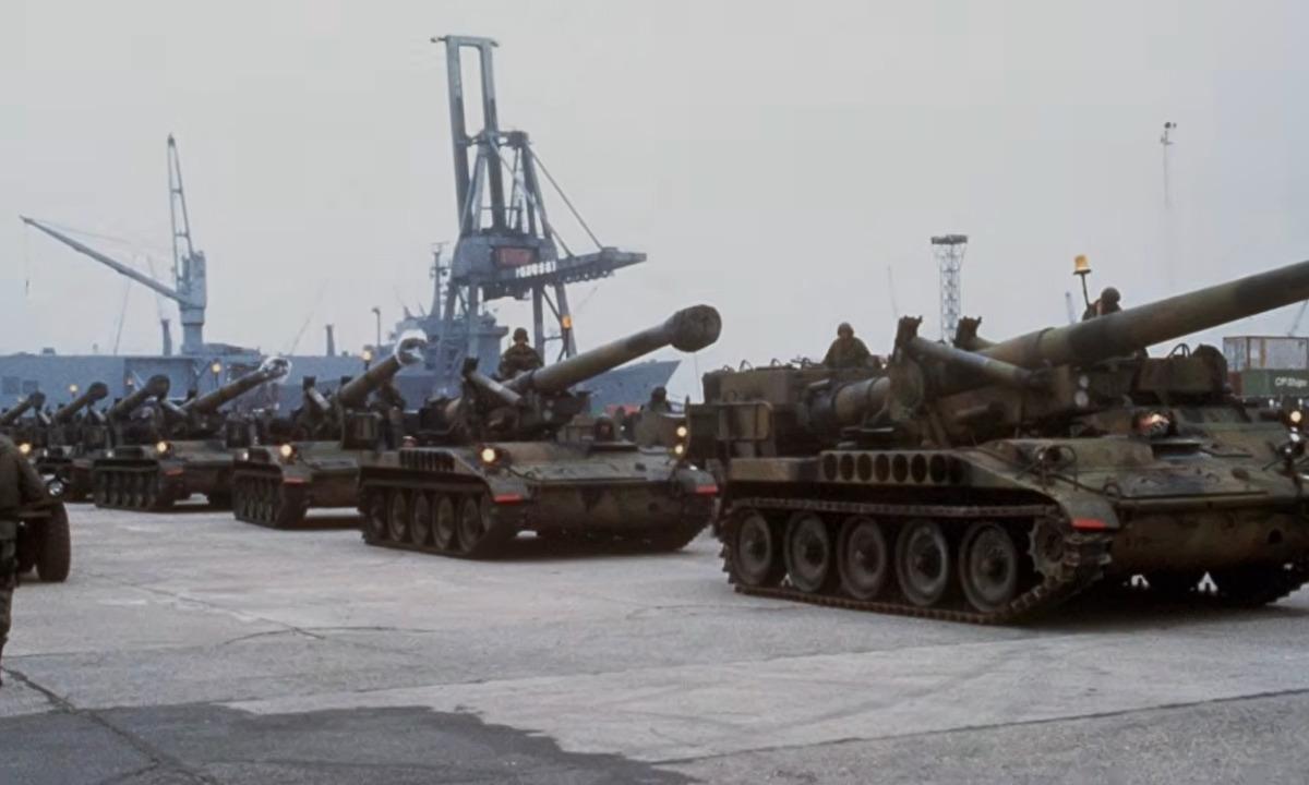 Putino rankose – įrankis žaibiškai karinei jėgai. Sprendimas priimtas