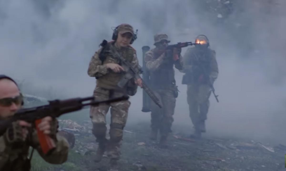 Jie sukūrė precendentą: pirmas toks atvejis, kai visas frontas juda vienu metu