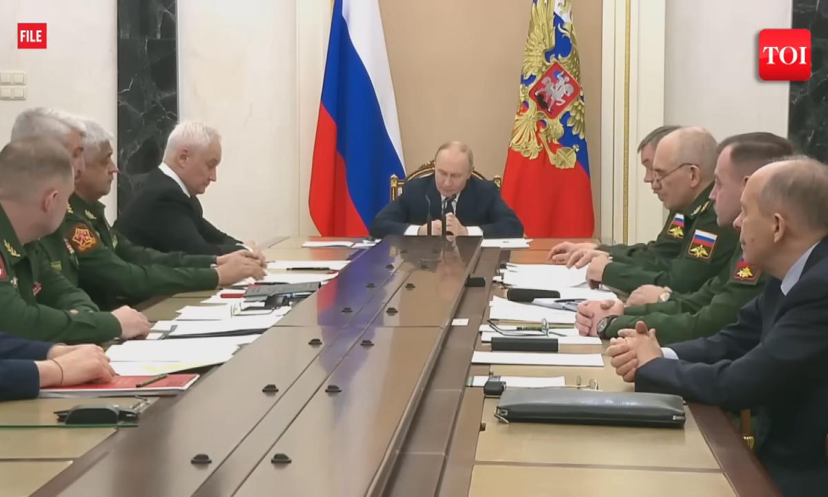 KGB ir SVR susitinka: Įtampa prie sienų auga