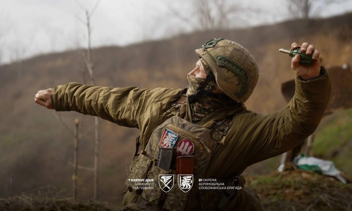 Mirties kilpos tarp daugiabučių: „dvigubo smūgio“ taktika – Kyjive prasidėjo košmaras