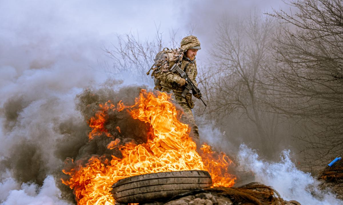 Žiaurus Rusijos planas: ruošiamas grandiozinis sausumos puolimas, pietryčiuose – 20 000 naujų karių Donbasui