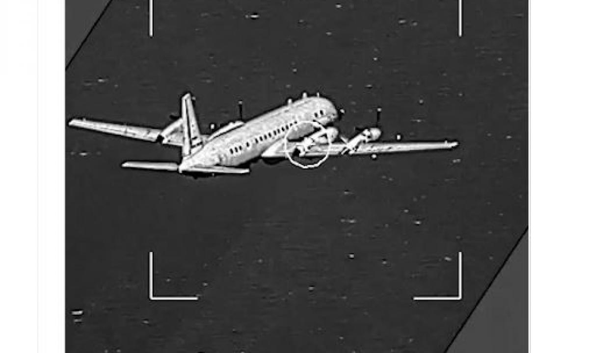 Dangus virš Baltijos liepsnoja: tai nebe pratybos. Prancūzijos „Rafale“ perėmė 6 Rusijos Su-30 su Ch-31 raketomis (Video)