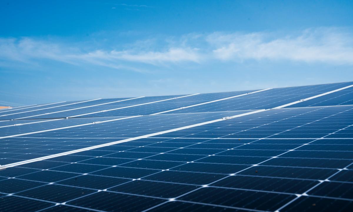 130 %. Šokiruojantis proveržis: skaičius, kuris ką tik sudrebino energetikos pasaulį