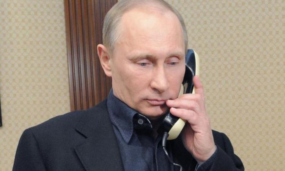 Kremliaus agonija: Putino „mačo“ įvaizdis dūžta į šipulius – kas privertė diktatorių drebėti savo bunkeryje?