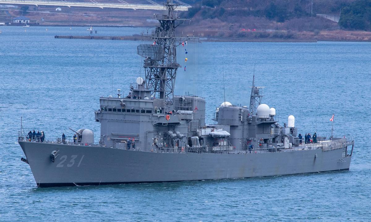 Japonija žengia istorinį posūkį. Panaikina pokario draudimą