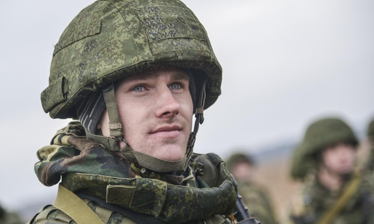 „Mirties nuosprendis“ rusų kelionėms į Europą – putinistai nebeatvažiuos