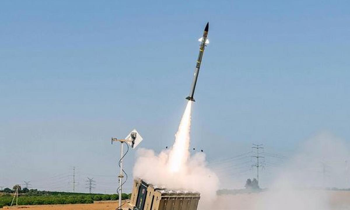 Istorinis posūkis: jie išsiuntė savo brangiausią ginklą ginti svetimo dangaus