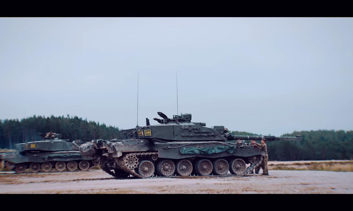 Atgal į „sovietyną“: NATO admirolas rėžė, kokį pragarą ruošia Kremlius