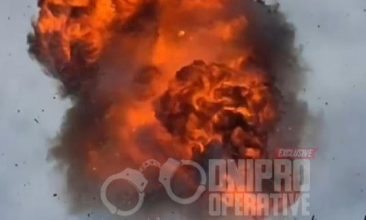 Tokio reginio dar nematėte: įspūdinga akimirka, kai Ukrainos naikintuvas tiesiog „ištaškė“ Rusijos „Šahedą“ (Video)