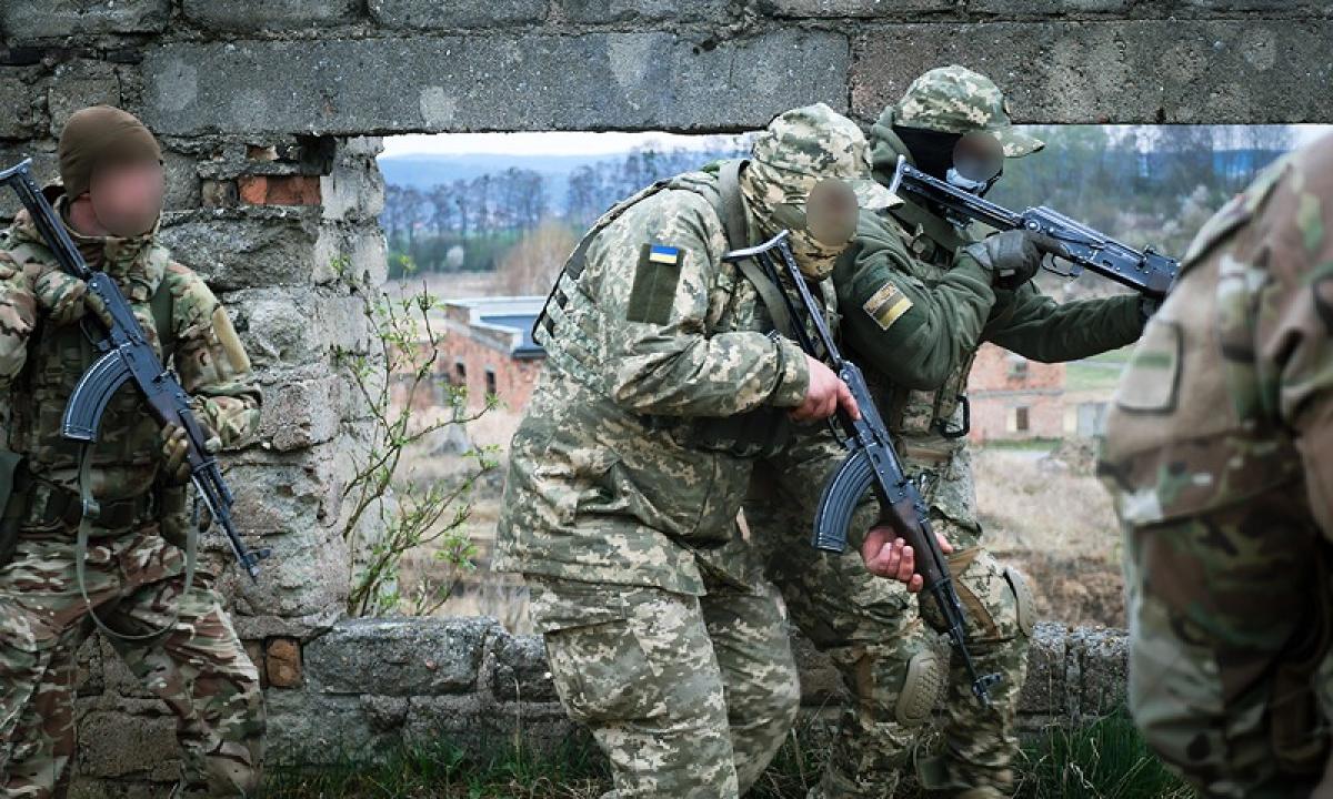 Laikas baigti karą: Zelenskis pasiuntė „1500 km signalą“ į Maskvos gilumą – Putinas priverstas išgirsti