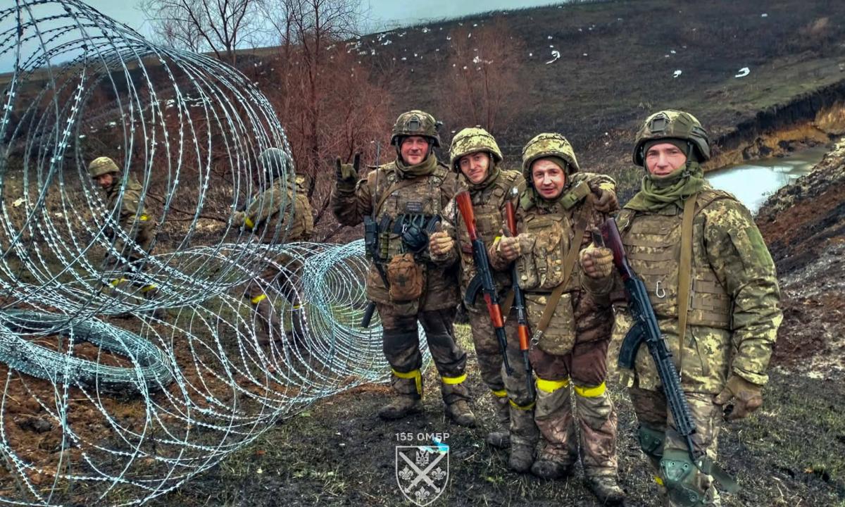 Okupantai bėga neatsigręždami: „Azovo“ ir „Chartijos“ reidai primena veiksmo filmą