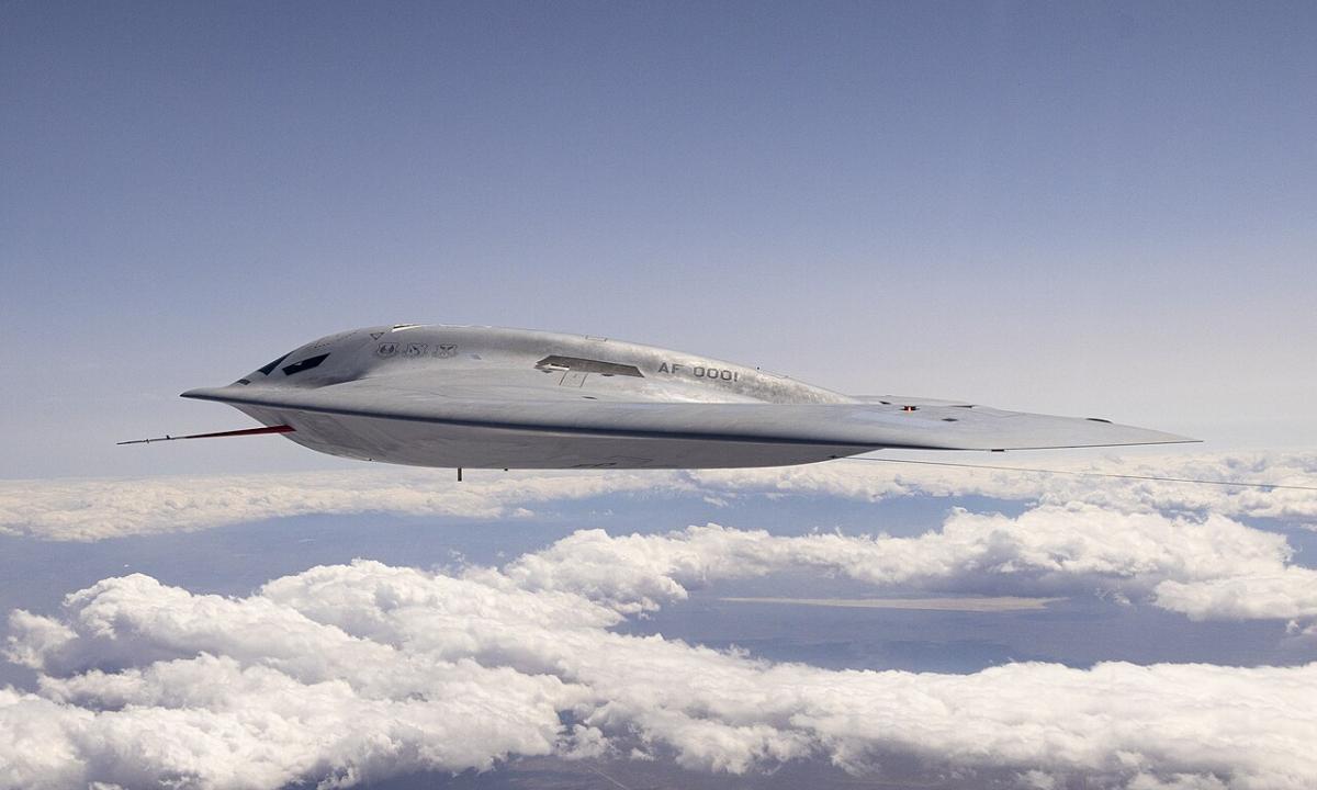 Pentagono paslaptis: kodėl naujasis „nematomas“ B-21 „Raider“ yra mažesnis už pirmtaką?