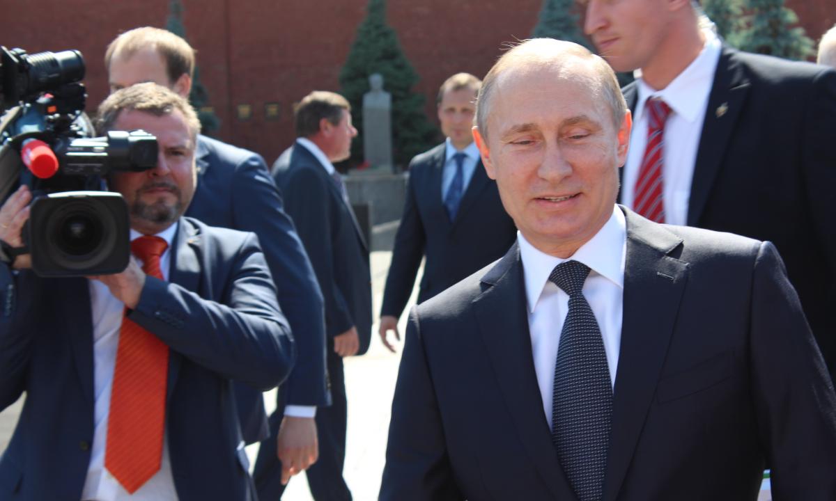 Metų metus jis gyrė Putiną, o dabar jį kritikuoja. Netikėtas posūkis