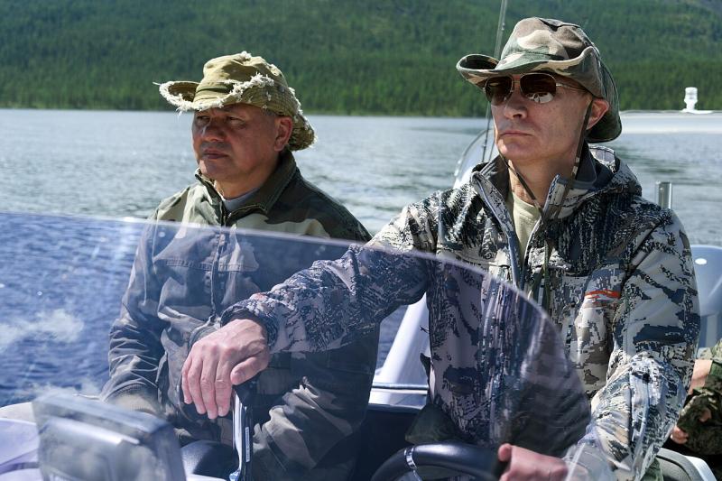 S. Šoigu ir V. Putinas