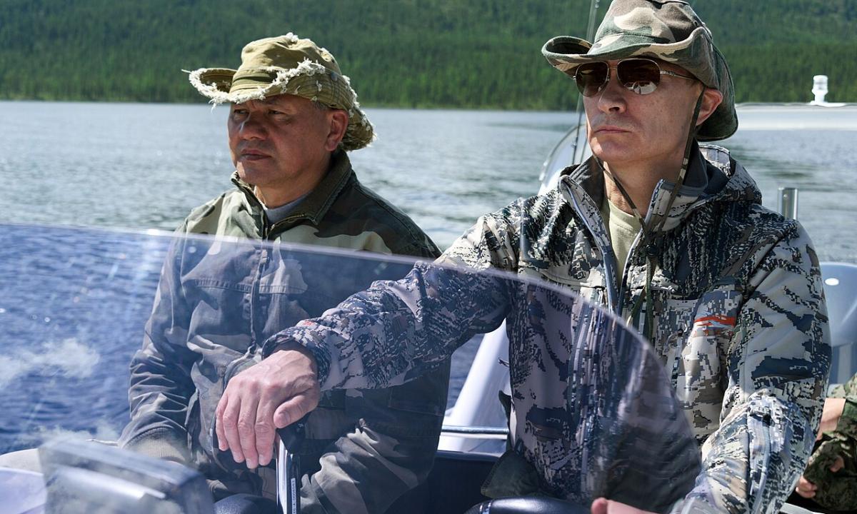 PANIKA KREMLIUJE: Vakarų žvalgyba – Šoigu ruošia perversmą, Putinas lenda į bunkerį