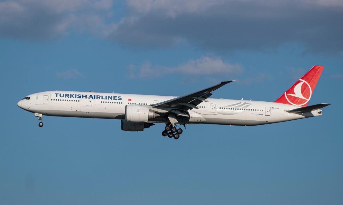 „Turkish Airlines“ sako „gana“. Situacija rusams tik blogės