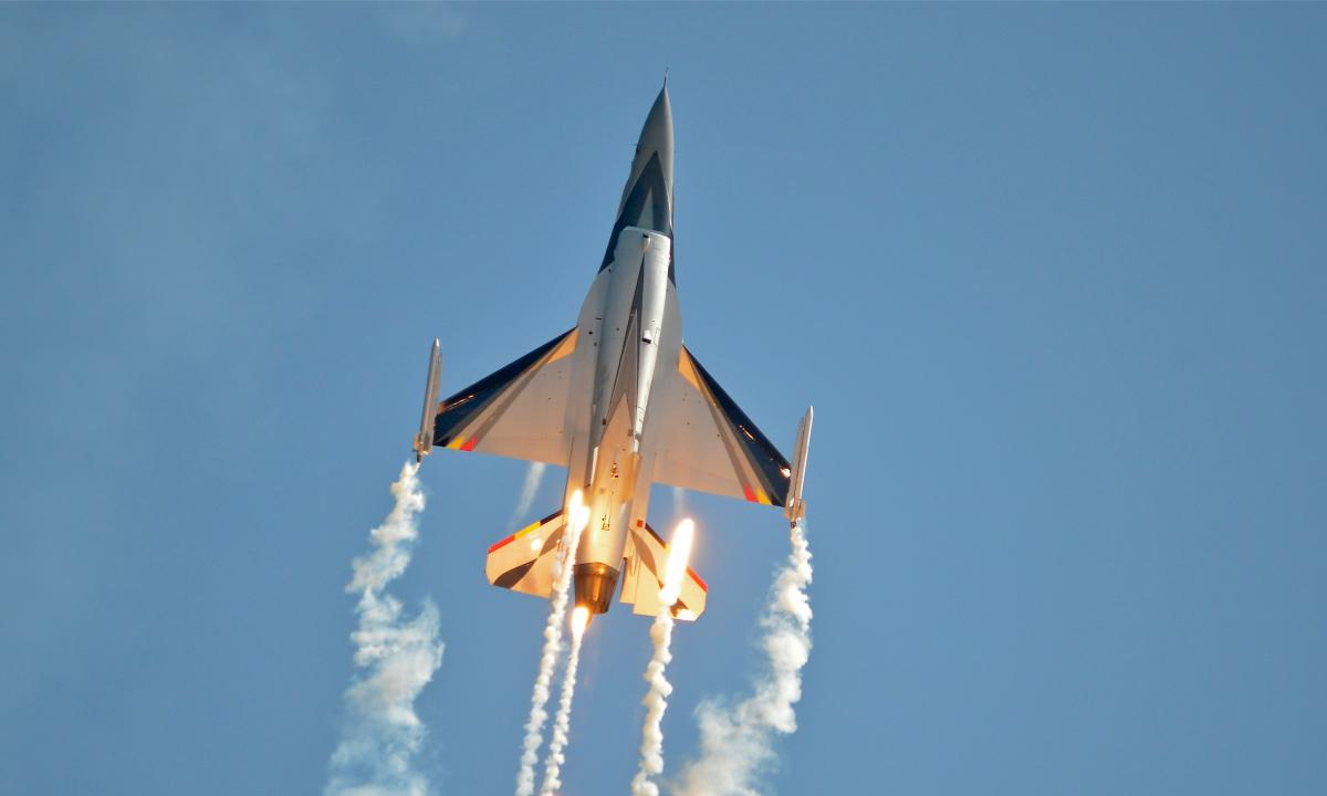 Rusai neteko žado: F-16 apgavo mirtį likus milisekundei iki sprogimo