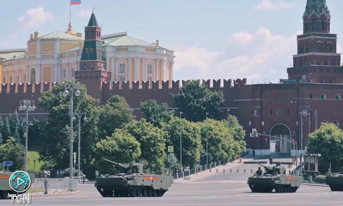 „Štai ten sėdės Putinas.“ Labai blogas ženklas danguje (Video)