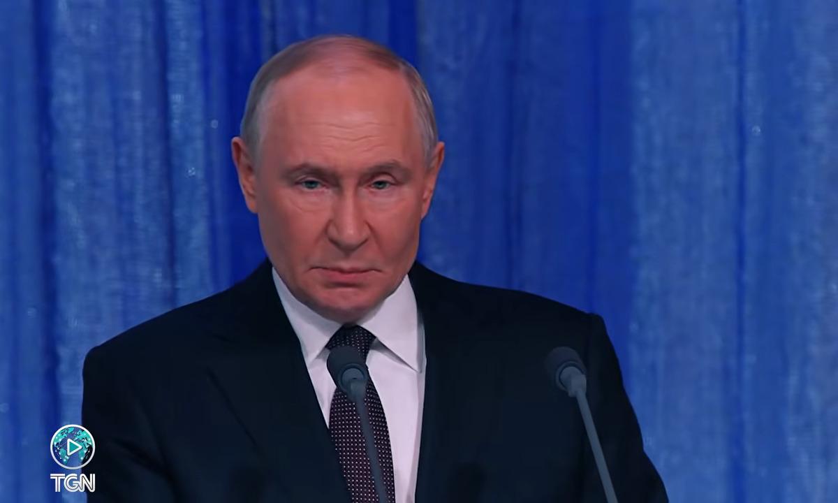 „Karalius yra nuogas“: kas nutiks, jei gegužės 9-ąją Putinas nepasirodys?