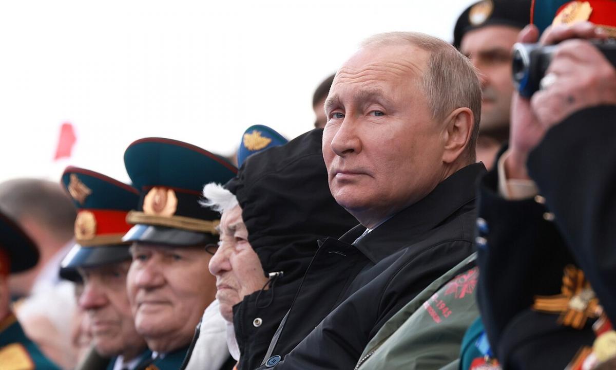 Putinas prabilo apie lemtingą susitikimą su Zelenskiu: „paskutinis taškas“