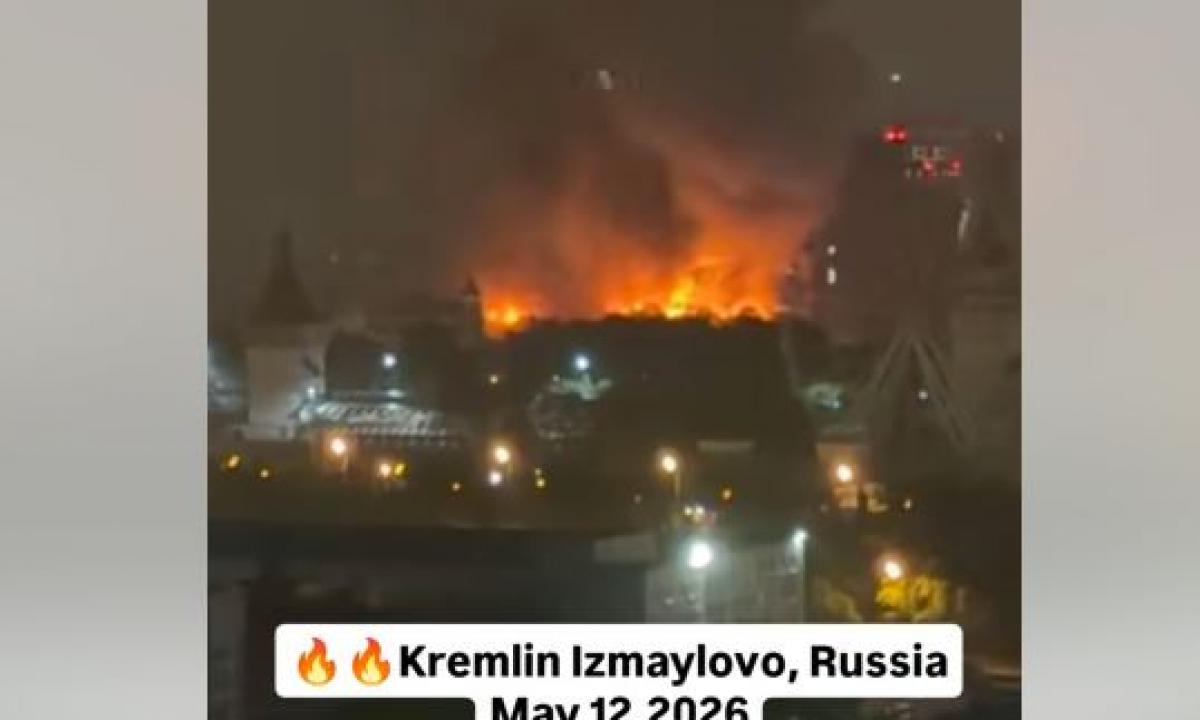 Naktis Maskvoje virto pragaru: liepsnoja „Izmailovo Kremliaus“ kompleksas (Foto, Video)