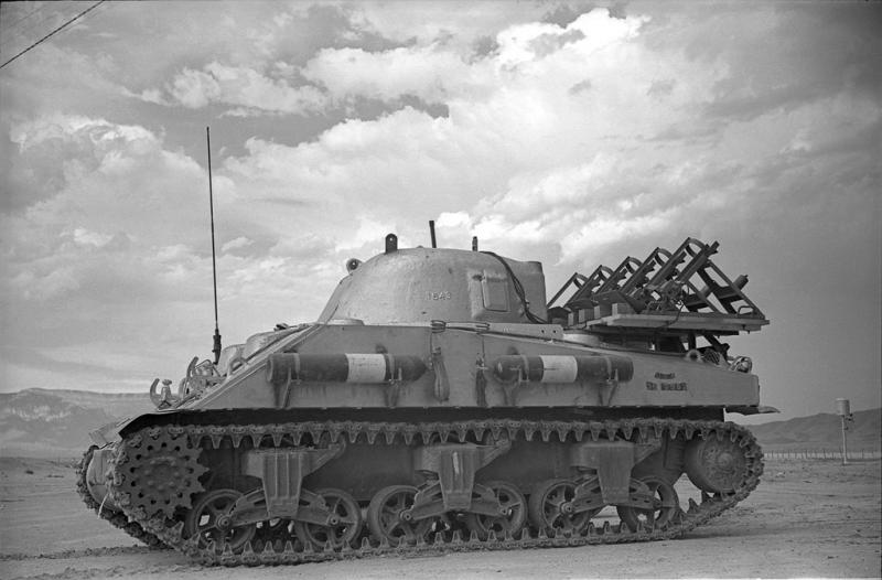 Trinity bandyme naudotas švinu dengtas Sherman tankas