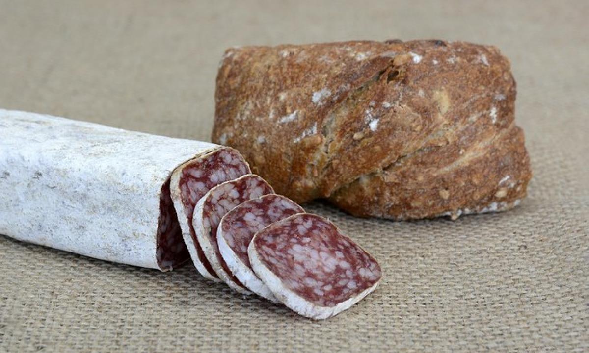 Lietuvoje tai delikatesas. Lenkai vien nuo jo išvaizdos krūpteli