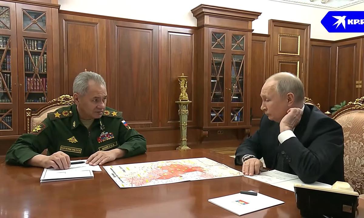 Jis  paleidžia naują „taikos“ bombą: 3 žingsniai