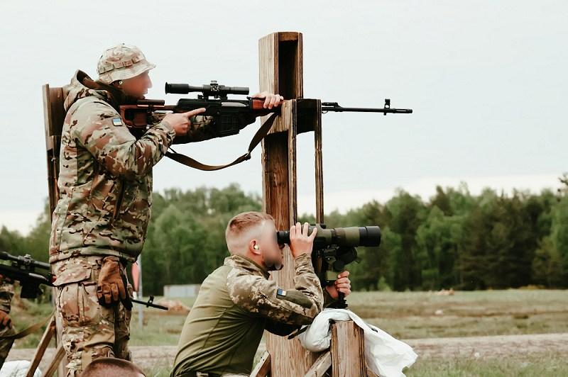 Karas Ukrainoje