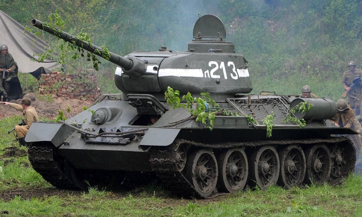 Leningrado apygarda pilna tankų: Kremlius ruošia spąstus