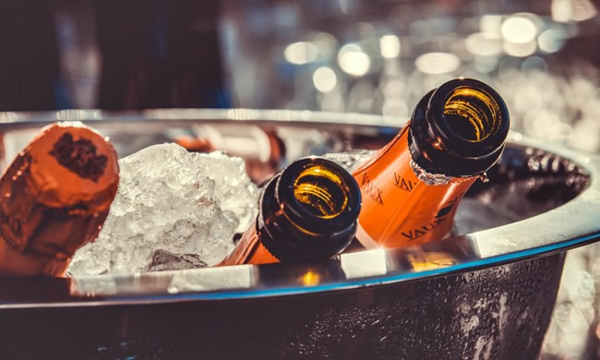 Atskleidė, kiek laiko smegenims reikia atsigauti nustojus vartoti alkoholį
