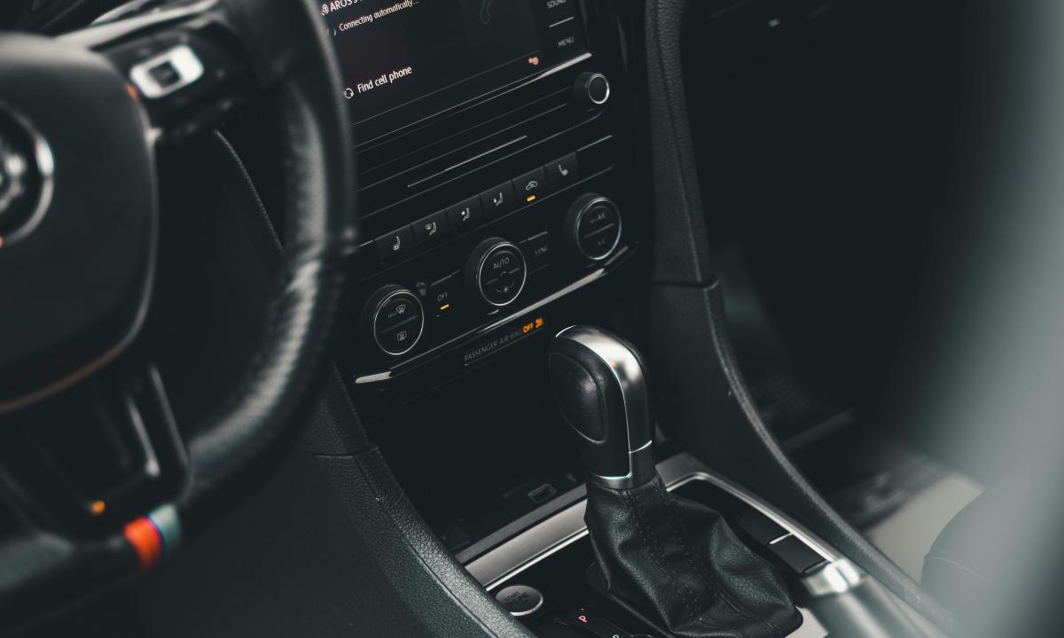 Daužo langus ne bet kam: vagys sudarė „topą“ automobilių, kurių savininkai turėtų sunerimti