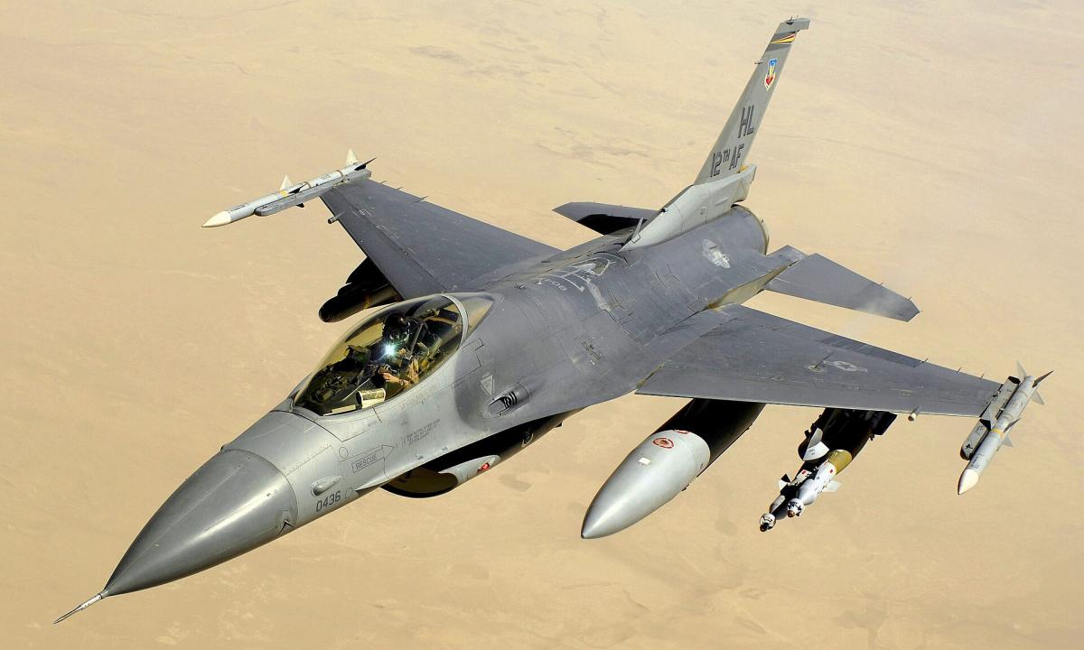 NATO naikintuvai virš Baltijos: vėl kaukia sirenos dėl rusų dronų įsiveržimo