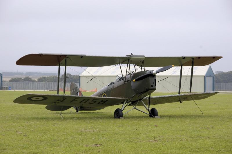 de Havilland DH.82B Queen Bee