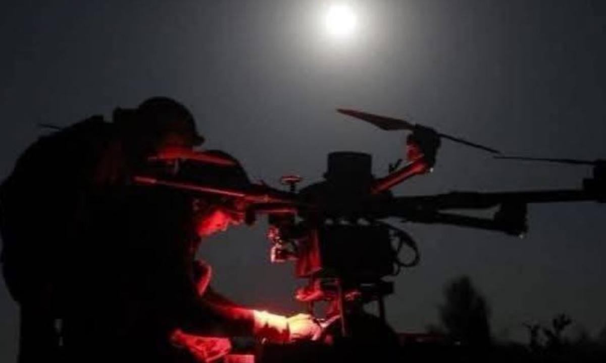 Dronų šachmatai: Ukraina paralyžiavo 73 % Rusijos naftos milžinų (Žemėlapis)