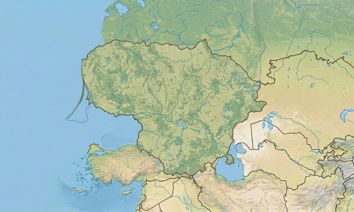 Lietuvos oro erdvėje – paslaptingi objektai: kariuomenė skelbia didelio masto paiešką