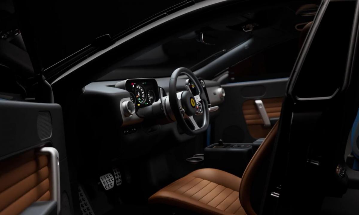 Istorinis „Ferrari“ fiasko? Pristatė pirmąjį elektromobilį už 550 000 eurų (Foto)