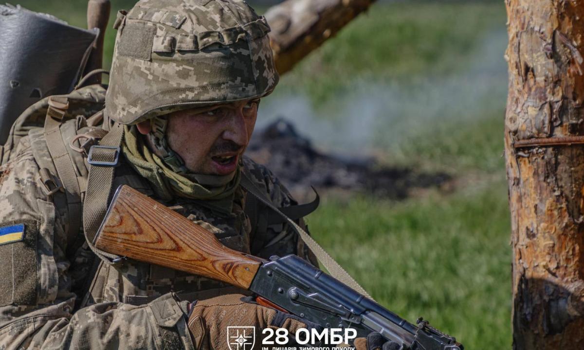 Rusija jau būtų pralaimėjusi karą Ukrainoje. Šalis, kuri remia Putiną (Video)