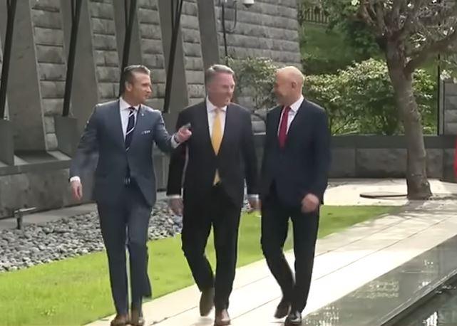 JAV, JK ir Australijos politikai