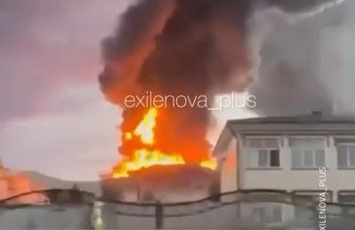 Gaisras naftos perdirbimo įmonėje