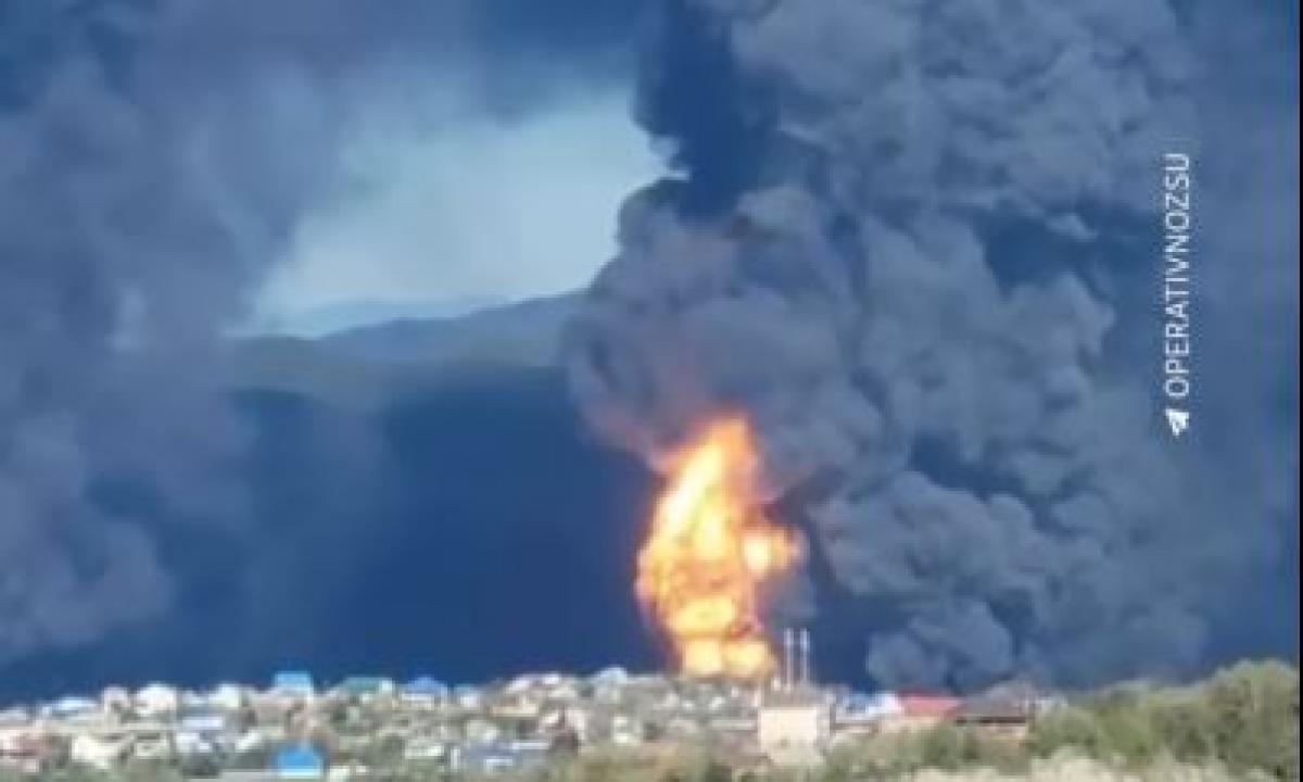 Jaučiat, kaip kyla įtampa? Rusija nebežaidžia – aviacinį kurą parduoda tik saviems